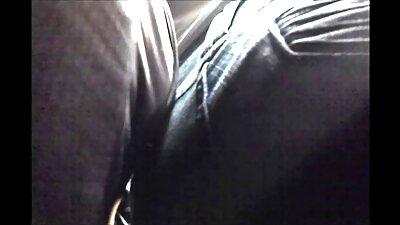 Vaikinas vienu metu gali patenkinti abu saldumynus